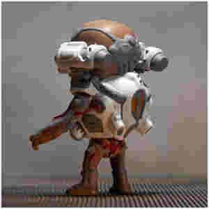 MERCHANDISE DOOM - REVENANT COLLECTIBLE FIGURINE - Image 3