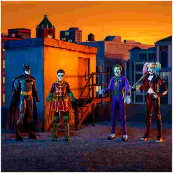 NOBLE COLLECTION DC - BATMAN C - ROBIN BENDYFIG - Image 2